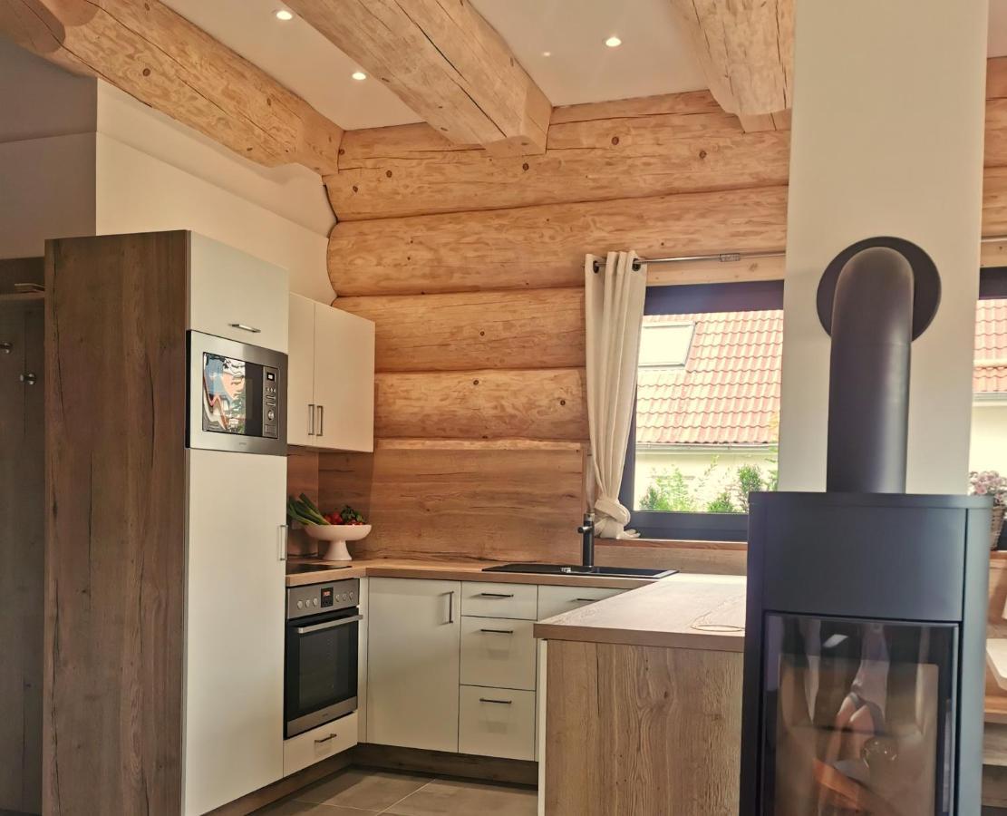 Mit Schlossblick In Ferienhaus *
